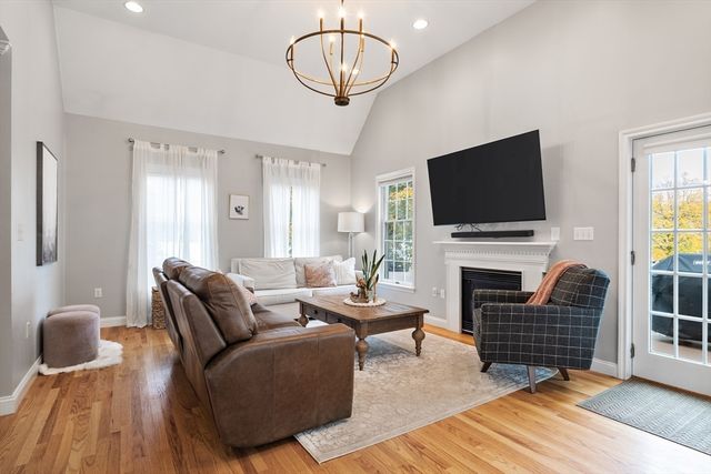 3 Garden Lane 3, Wakefield, MA 01880