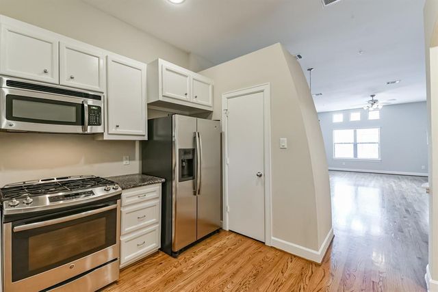 11315 Main Street 304, Houston, TX 77025