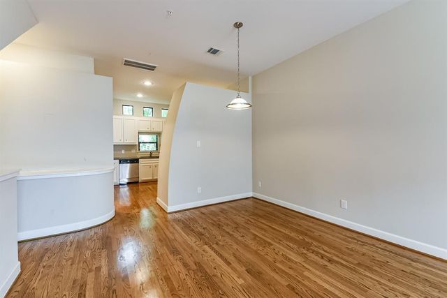 11315 Main Street 304, Houston, TX 77025