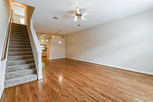 11315 Main Street 304, Houston, TX 77025