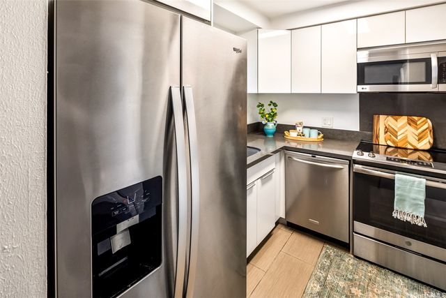 355 Aoloa Street N-102, Kailua, HI 96734