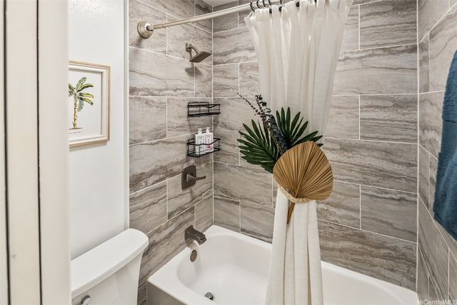 355 Aoloa Street N-102, Kailua, HI 96734