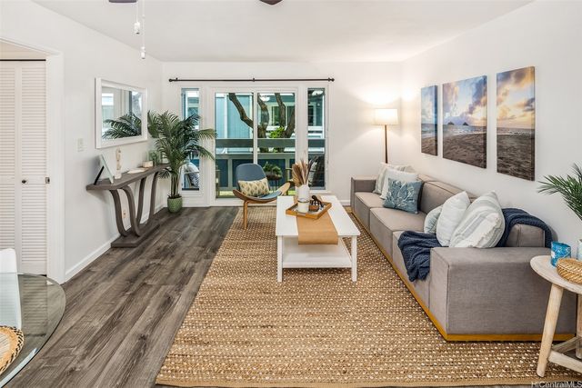 355 Aoloa Street N-102, Kailua, HI 96734