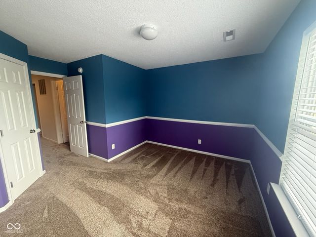 10022 Sapphire Berry Lane, Fishers, IN 46038