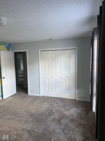 10022 Sapphire Berry Lane, Fishers, IN 46038
