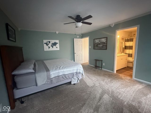 10022 Sapphire Berry Lane, Fishers, IN 46038
