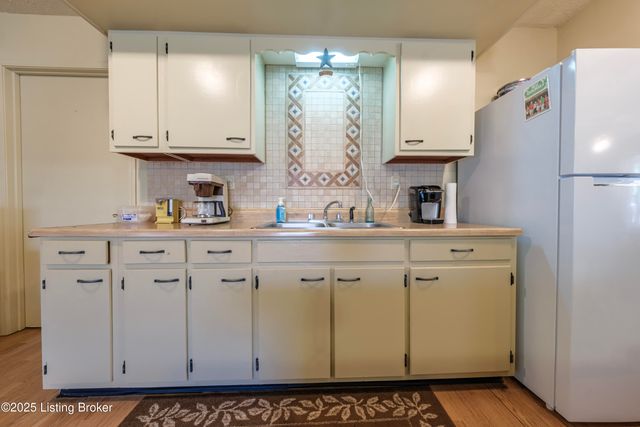 56 Drowsy Rd, Hardinsburg, KY 40143