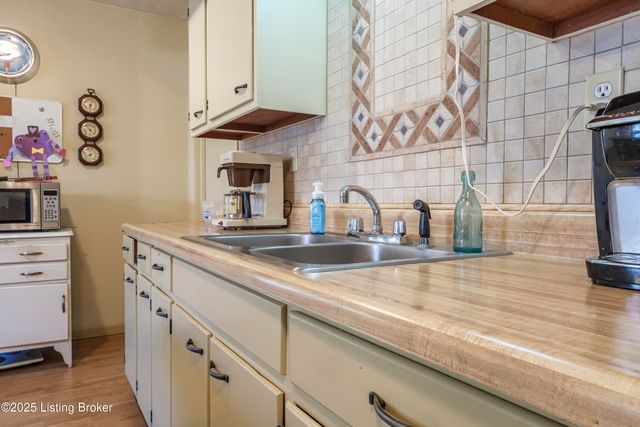 56 Drowsy Rd, Hardinsburg, KY 40143