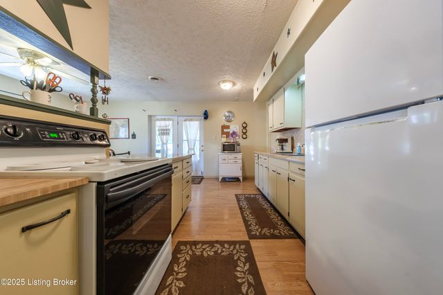 56 Drowsy Rd, Hardinsburg, KY 40143