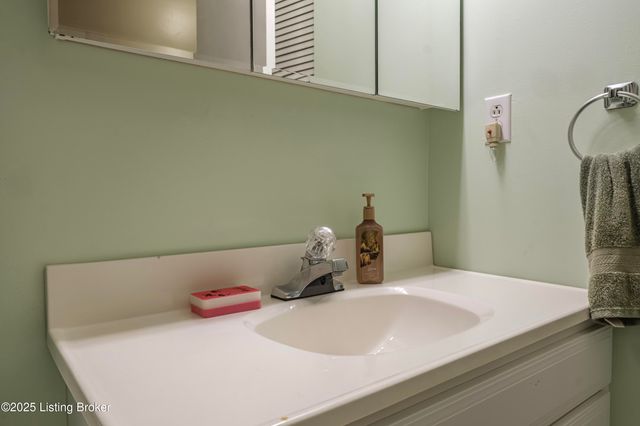 56 Drowsy Rd, Hardinsburg, KY 40143