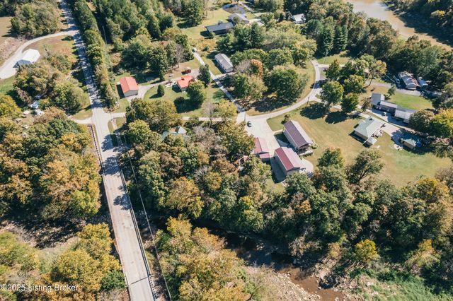 56 Drowsy Rd, Hardinsburg, KY 40143