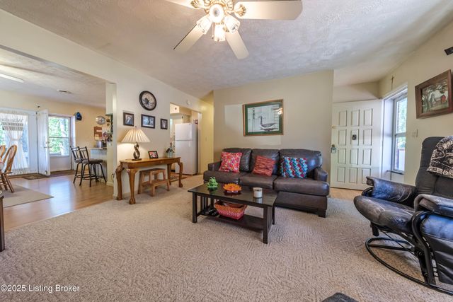 56 Drowsy Rd, Hardinsburg, KY 40143