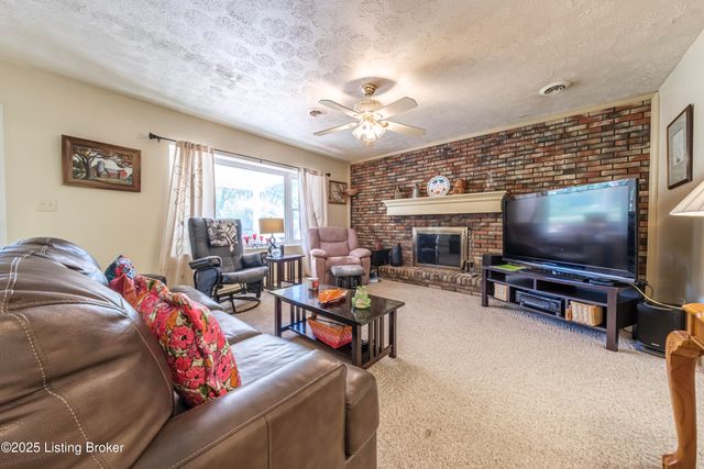 56 Drowsy Rd, Hardinsburg, KY 40143