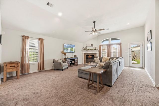 16014 Mark Crest Drive, Hockley, TX 77447
