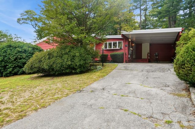 8 Patterson Rd 8, Lexington, MA 02421