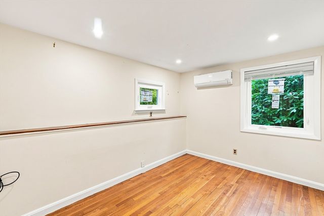 8 Patterson Rd 8, Lexington, MA 02421