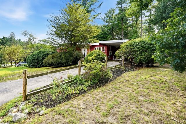 8 Patterson Rd 8, Lexington, MA 02421
