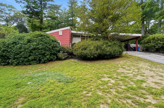 8 Patterson Rd 8, Lexington, MA 02421