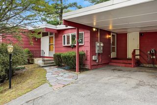 8 Patterson Rd 8, Lexington, MA 02421