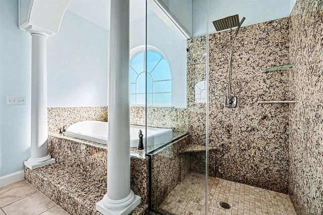 4551 Highland Lake Drive, Norman, OK 73026