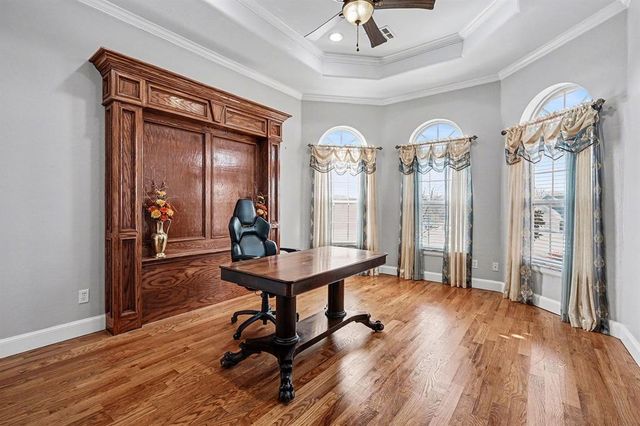 4551 Highland Lake Drive, Norman, OK 73026