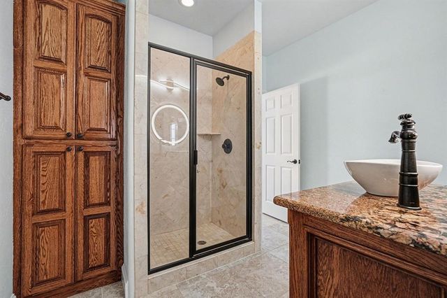 4551 Highland Lake Drive, Norman, OK 73026