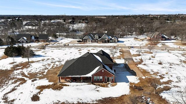 4551 Highland Lake Drive, Norman, OK 73026