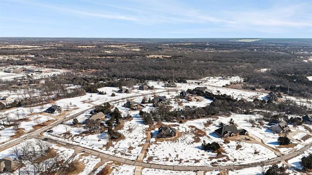 4551 Highland Lake Drive, Norman, OK 73026