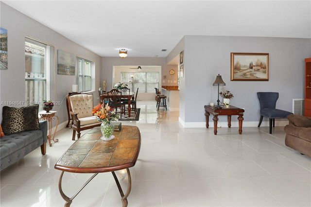 1308 Hollywood Blvd, Hollywood, FL 33019