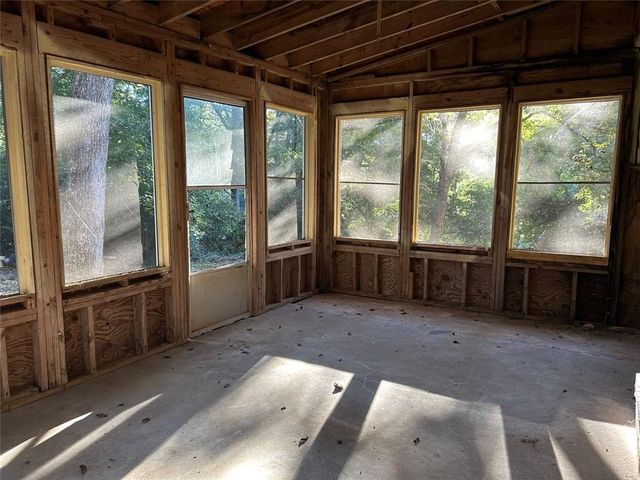 1530 OLEANDER SW Lane, Lilburn, GA 30047