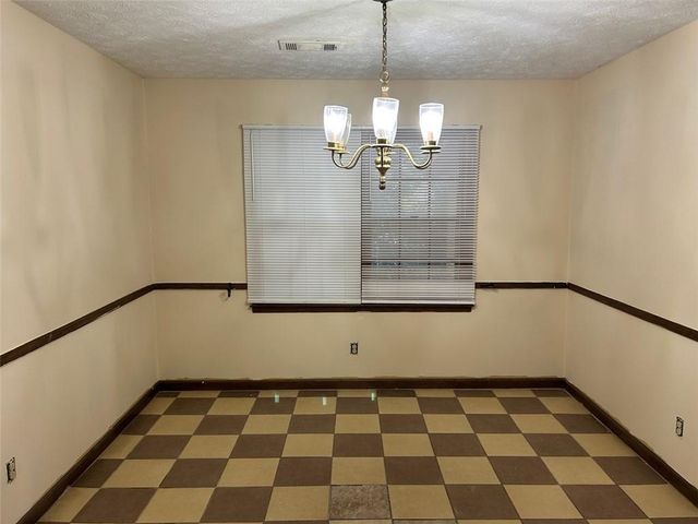1530 OLEANDER SW Lane, Lilburn, GA 30047