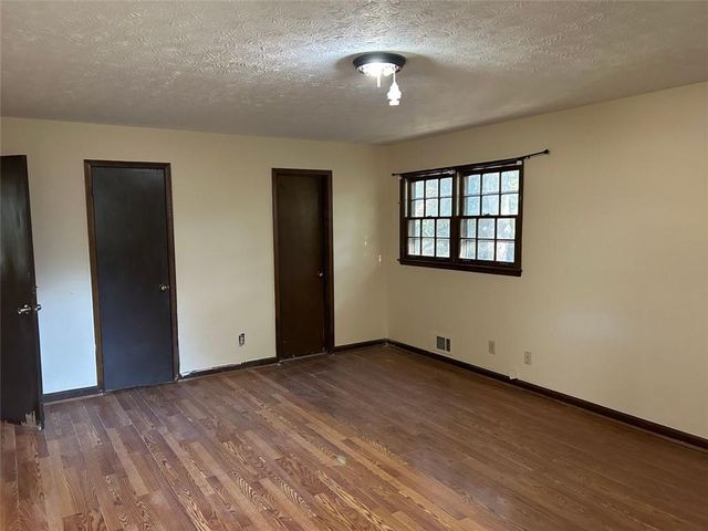 1530 OLEANDER SW Lane, Lilburn, GA 30047