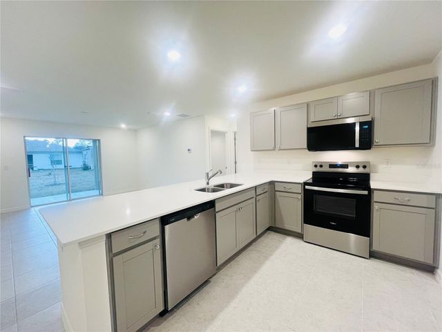 20 SLUMBER PATH, Palm Coast, FL 32164