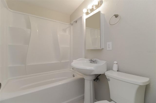 560 GEORGIA AVENUE, Altamonte Springs, FL 32714