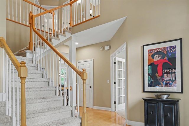 1720 Breezy Point Lane, Kalamazoo, MI 49009