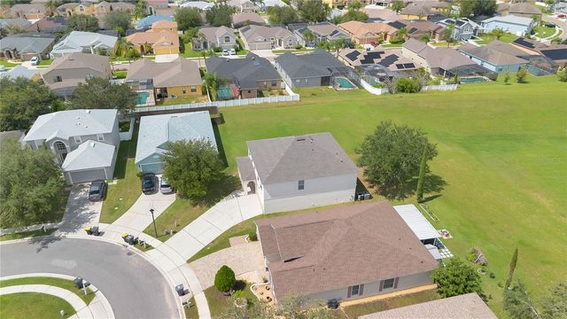 401 BLAKE AVENUE, Davenport, FL 33897
