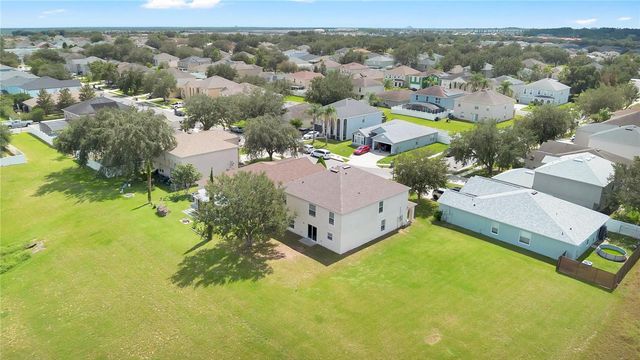 401 BLAKE AVENUE, Davenport, FL 33897