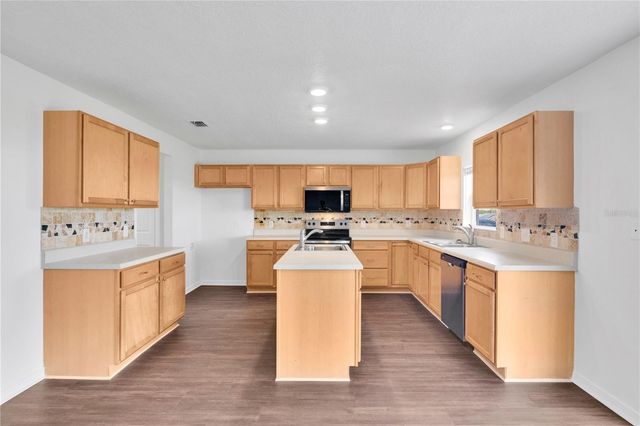 401 BLAKE AVENUE, Davenport, FL 33897