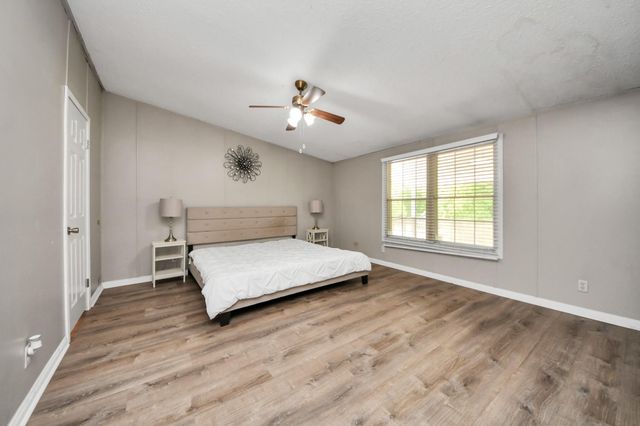 18303 James Road, Hockley, TX 77447