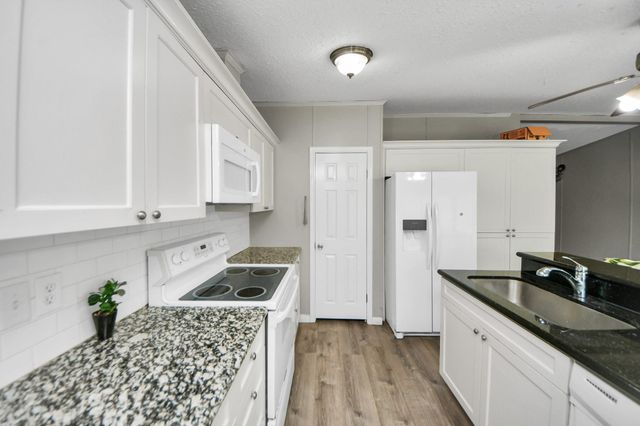 18303 James Road, Hockley, TX 77447