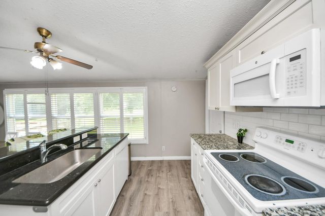 18303 James Road, Hockley, TX 77447