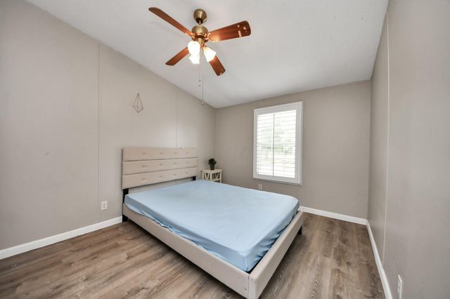 18303 James Road, Hockley, TX 77447