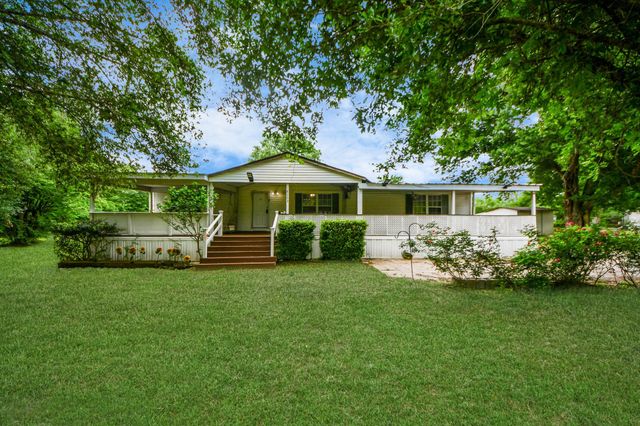 18303 James Road, Hockley, TX 77447
