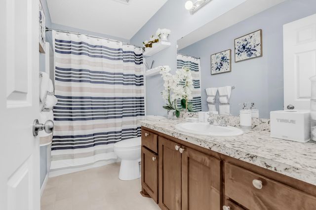 9039 Golden Pond Lane N, Monticello, MN 55362