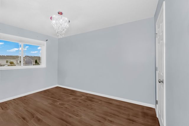 9039 Golden Pond Lane N, Monticello, MN 55362