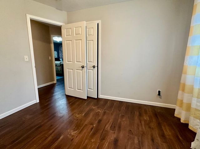 9039 Golden Pond Lane N, Monticello, MN 55362