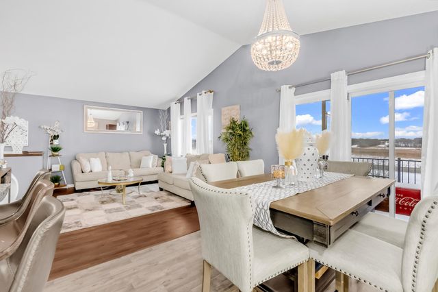 9039 Golden Pond Lane N, Monticello, MN 55362