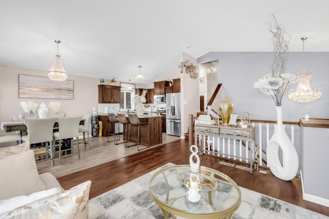 9039 Golden Pond Lane N, Monticello, MN 55362