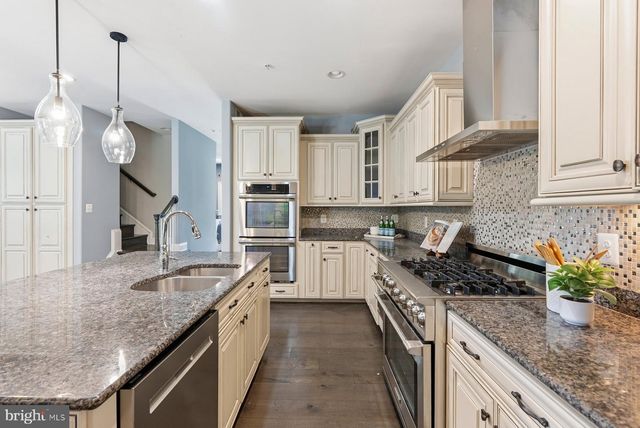 2025 DROVERS LN, Cooksville, MD 21723