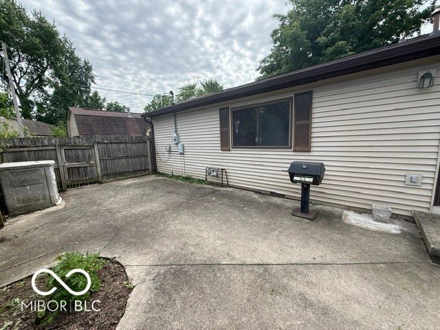1707 Rovene Drive, Lebanon, IN 46052